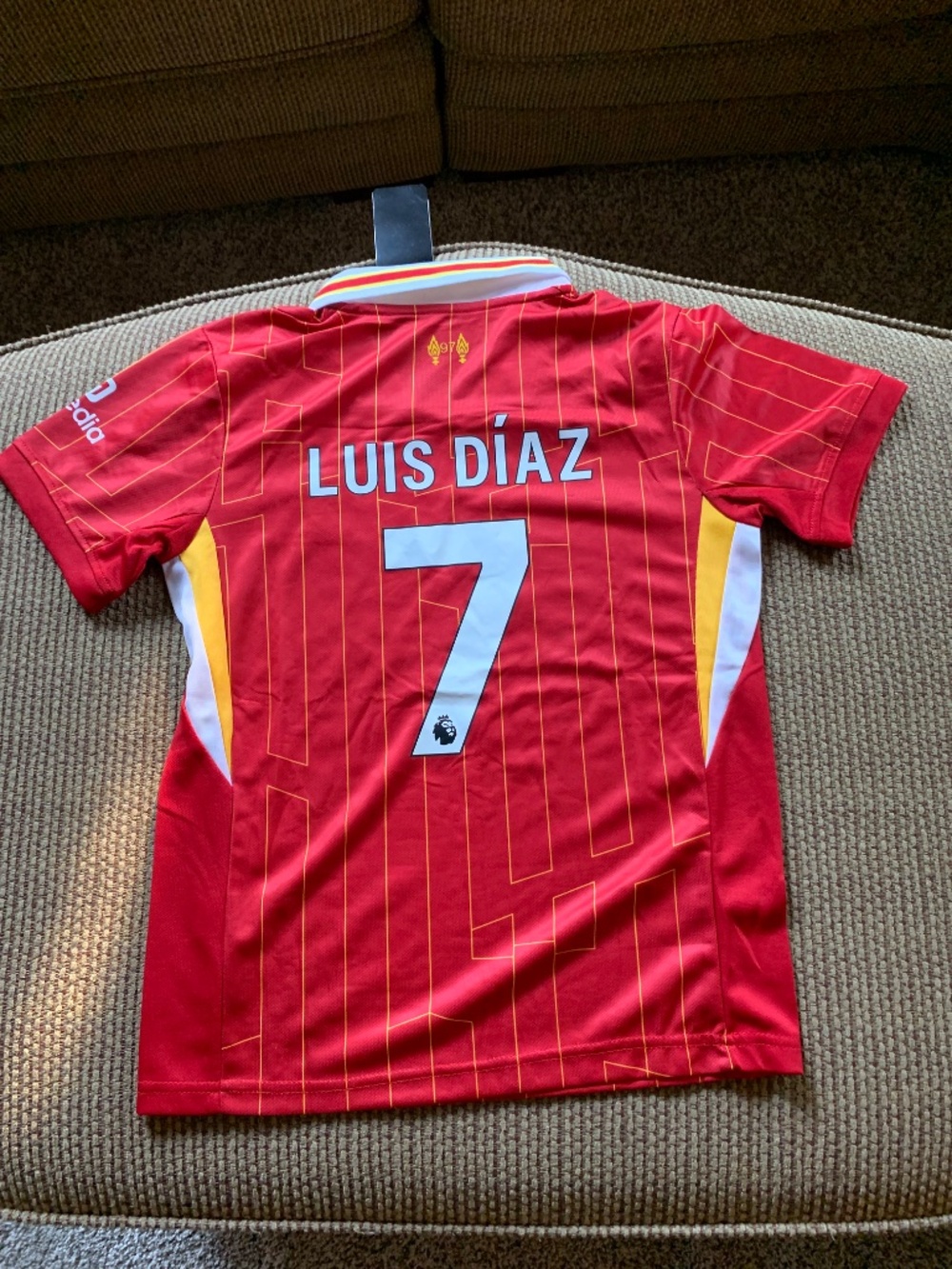 Liverpool Luis Díaz #7 Kids Soccer Jersey Shirt Shorts Set NEW- Size 24 ( Small)